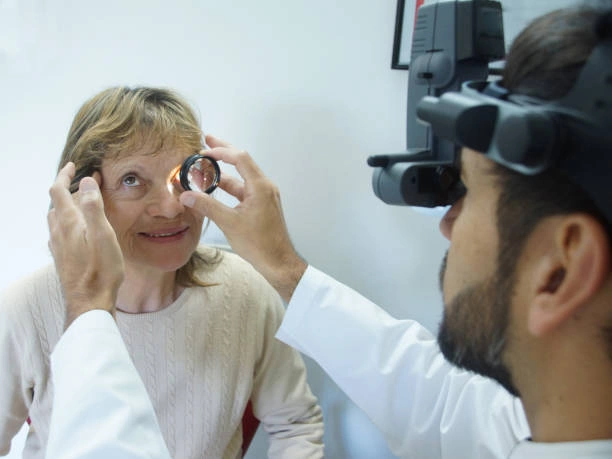 أفضل دكتور تجميل عيون في دمشق 2025