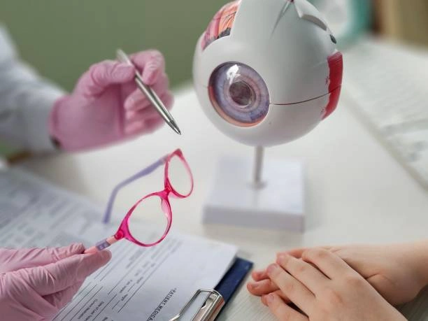 أطباء عيون في دمشق الميدان