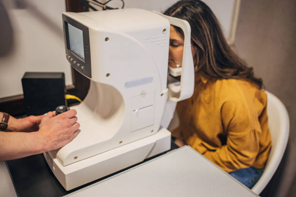 متى تحتاج إلى فحص شبكية العين؟