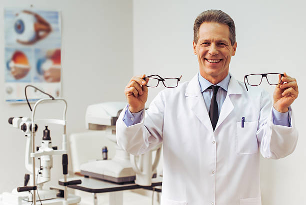 أفضل دكتور عيون 2026